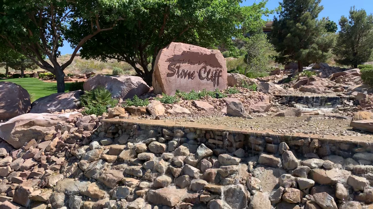 Stone-Cliff-2020-05-07-09h18m11s956 Lone Mountain Sign